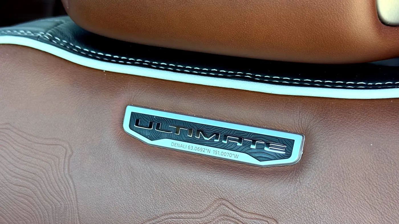 2023 GMC Yukon Denali Ultimate