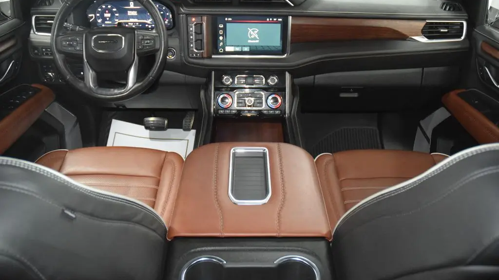 2023 GMC Yukon Denali Ultimate