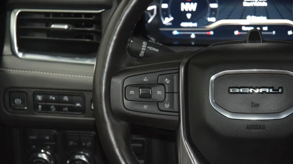 2023 GMC Yukon Denali Ultimate