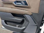 2025 Yukon Thumbnail 15