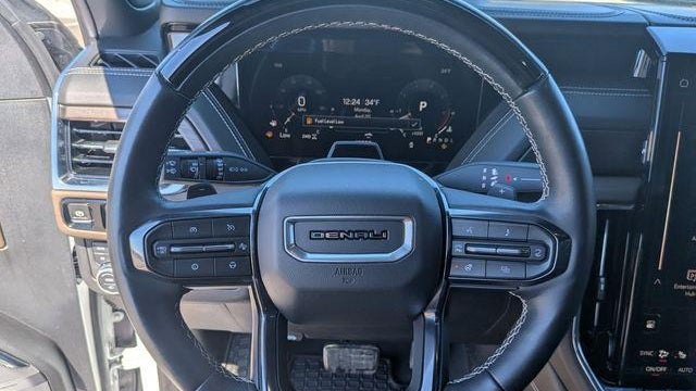 2025 GMC Yukon Denali Ultimate