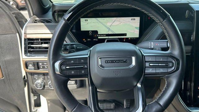 2025 GMC Yukon Denali Ultimate
