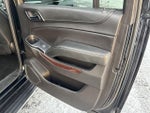 2017 Yukon XL Thumbnail 13