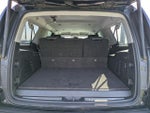 2017 Yukon XL Thumbnail 13
