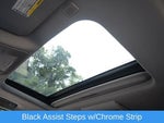 2017 Yukon XL Thumbnail 21