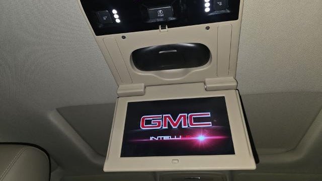 2019 GMC Yukon XL SLT