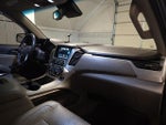 2019 Yukon XL Thumbnail 38