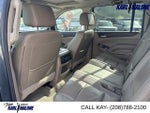 2019 Yukon XL Thumbnail 23