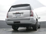 2016 Yukon XL Thumbnail 31