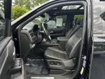 2021 Yukon XL Thumbnail 19