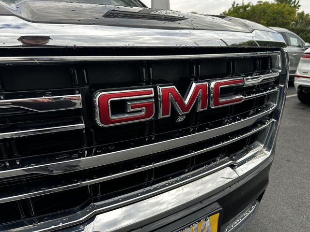 2021 GMC Yukon - $37,900