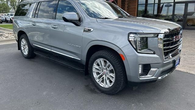 2023 GMC Yukon XL SLT