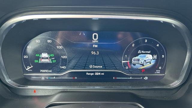 2023 GMC Yukon XL SLT