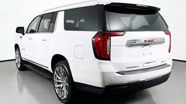 2024 GMC Yukon XL SLT