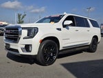 2022 Yukon XL Thumbnail 2