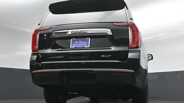 2023 GMC Yukon XL SLT