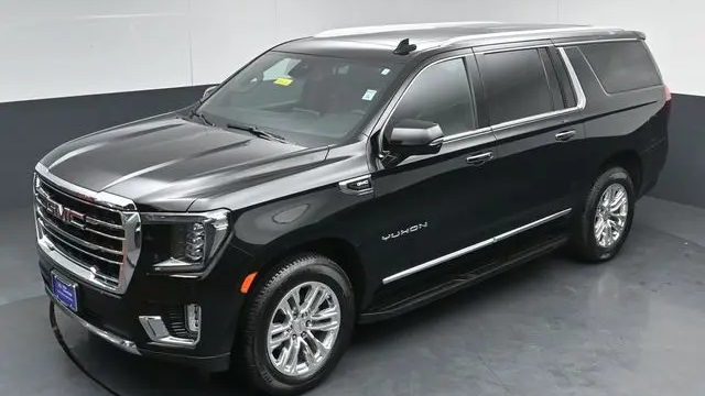 2023 GMC Yukon XL SLT