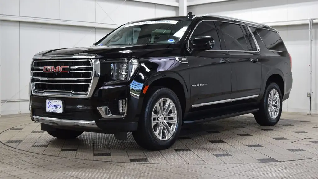 2023 GMC Yukon XL SLT