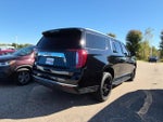 2023 Yukon XL Thumbnail 2