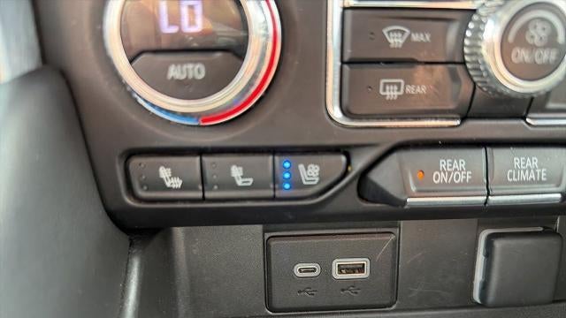 2023 GMC Yukon XL SLT