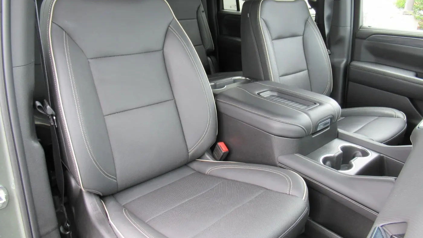 2024 GMC Yukon XL SLT