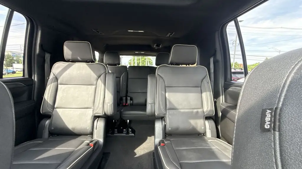 2023 GMC Yukon XL SLT