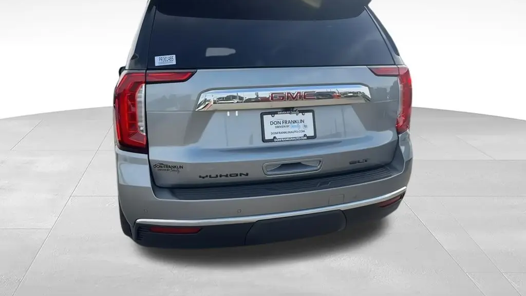 2023 GMC Yukon XL SLT