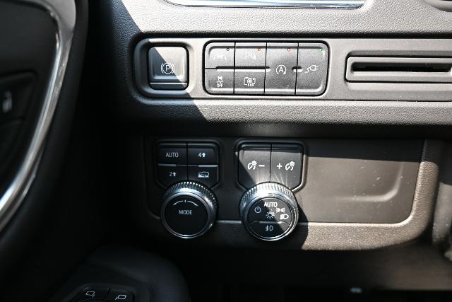 2022 GMC Yukon - $39,988