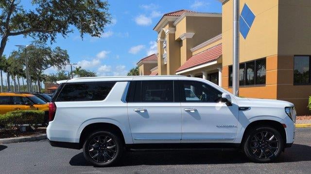 2023 GMC Yukon XL SLT