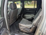 2024 Yukon XL Thumbnail 15