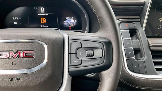 2023 GMC Yukon XL SLT