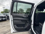 2024 Yukon XL Thumbnail 14