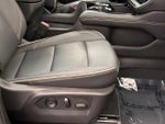 2025 Yukon XL Thumbnail 14