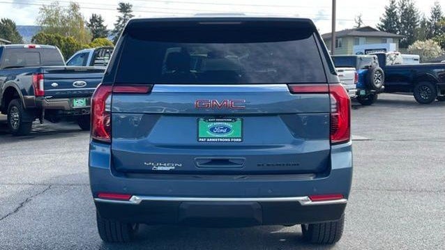 2025 GMC Yukon XL Elevation
