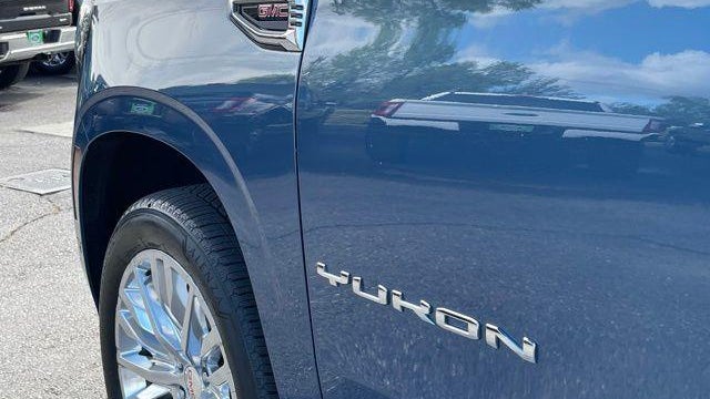 2025 GMC Yukon XL Elevation