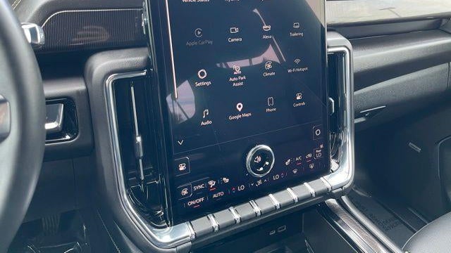 2025 GMC Yukon XL Elevation