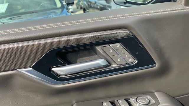 2025 GMC Yukon XL Elevation