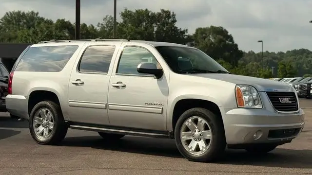 2013 GMC Yukon XL SLE