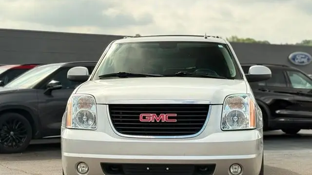 2013 GMC Yukon XL SLE