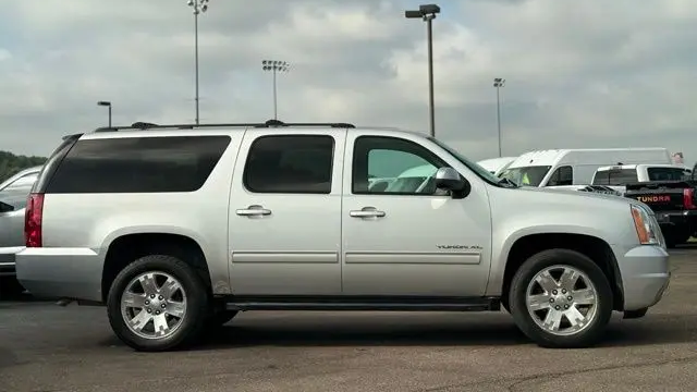 2013 GMC Yukon XL SLE