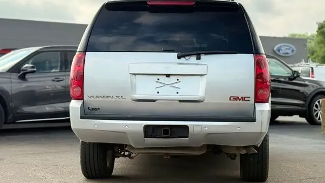 2013 GMC Yukon XL SLE