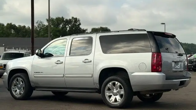 2013 GMC Yukon XL SLE