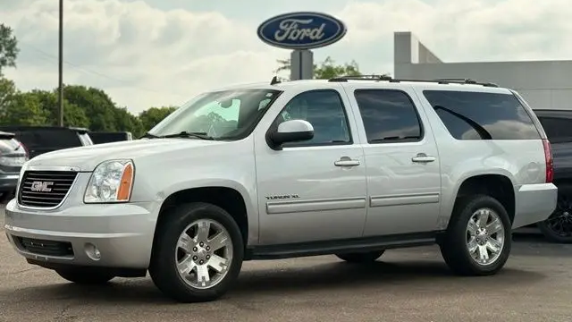 2013 GMC Yukon XL SLE