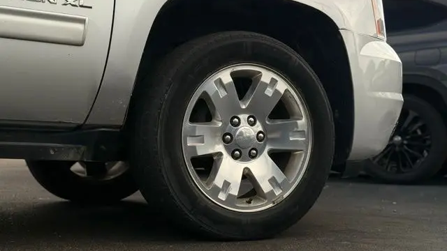 2013 GMC Yukon XL SLE