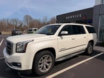 2015 Yukon XL Thumbnail 11