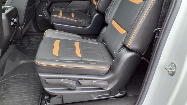 2021 GMC Yukon XL AT4