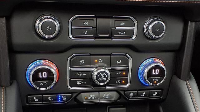 2021 GMC Yukon XL AT4