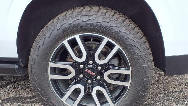 2021 GMC Yukon XL AT4