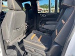 2022 Yukon XL Thumbnail 9