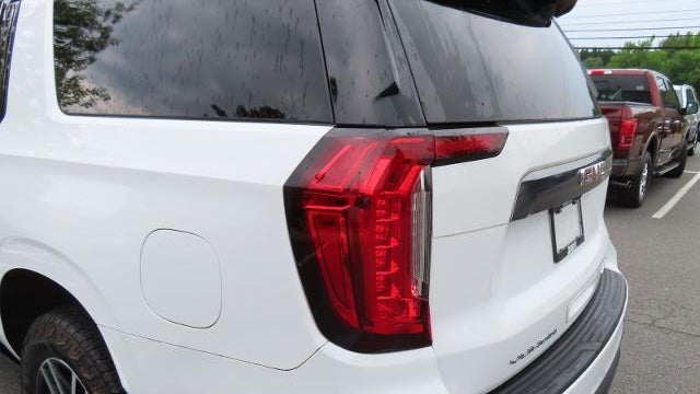 2024 GMC Yukon XL AT4